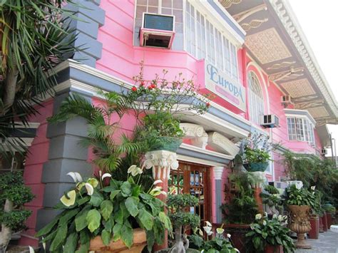 Cheap Hotels in Mandaue City .